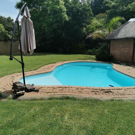 Gluckman Drive Guesthouse Welkom Exterior foto